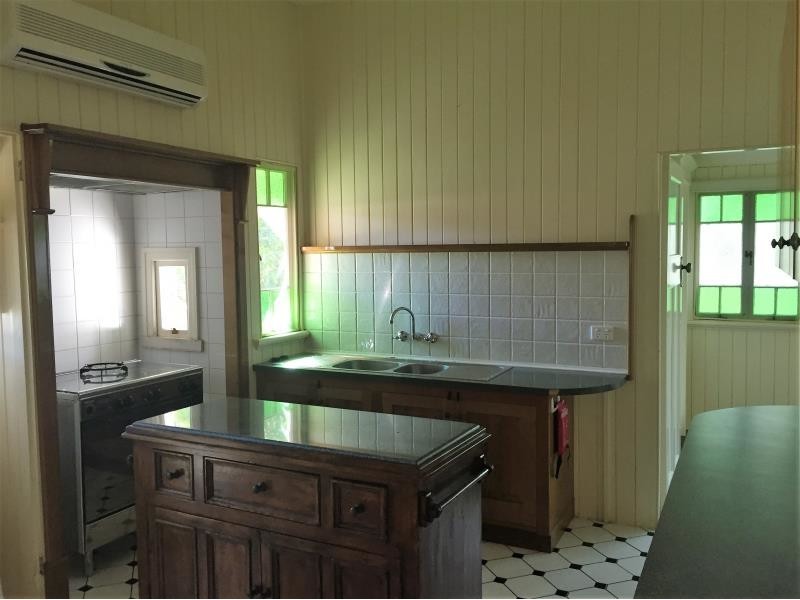 196 William Street, Allenstown QLD 4700